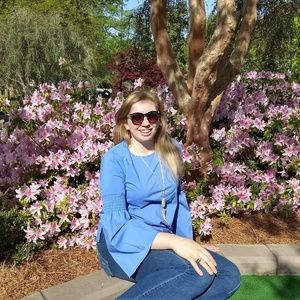 Meet your Posher, Tiffany